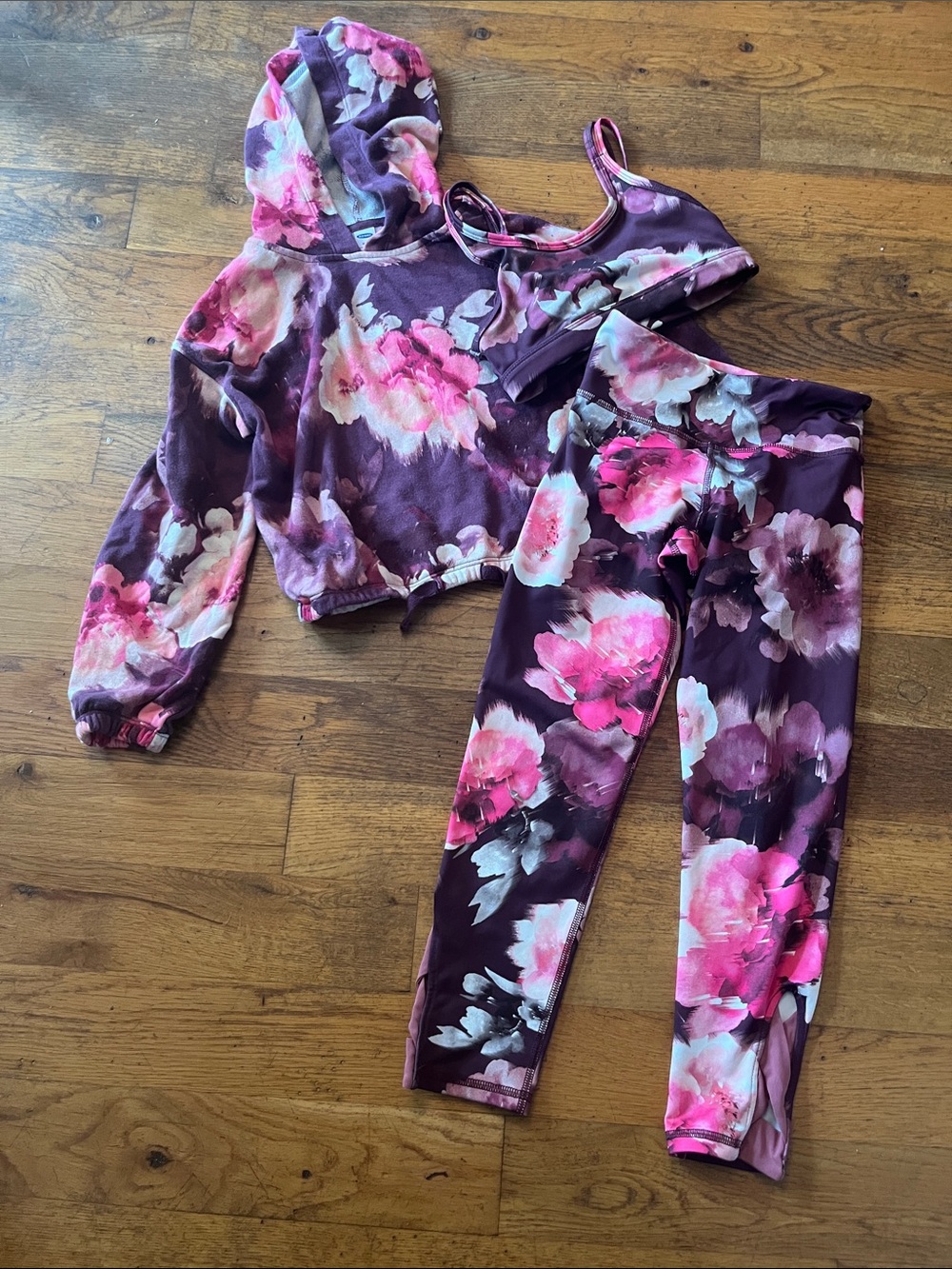 Old Navy Floral Pink & Plum Active Set - Hoodie, Sports Bra & Leggings